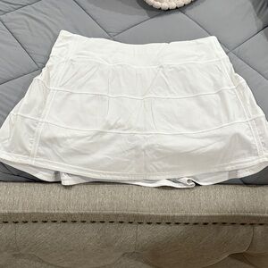 Lululemon pace rival skirt